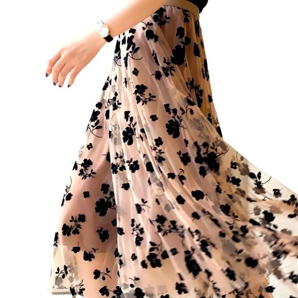 CARAMEL TULLE MAXI SKIRT LAYERED with BLACK FLORAL PRINT - Picture 6 of 10